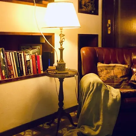 Cozy House Sleeps 2 With Pet Friendly Option Mexilhoeira Grande