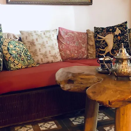 Cozy House Sleeps 2 With Pet Friendly Option * Mexilhoeira Grande