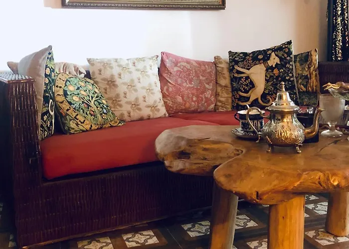 Cozy House Sleeps 2 With Pet Friendly Option * Mexilhoeira Grande